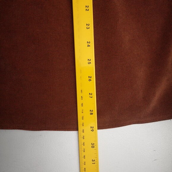 Royal Robbins Men's Size Medium Textured Rust Colored Button Front Shirt - Picture 9 of 9